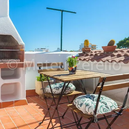 Apartment Orellana *